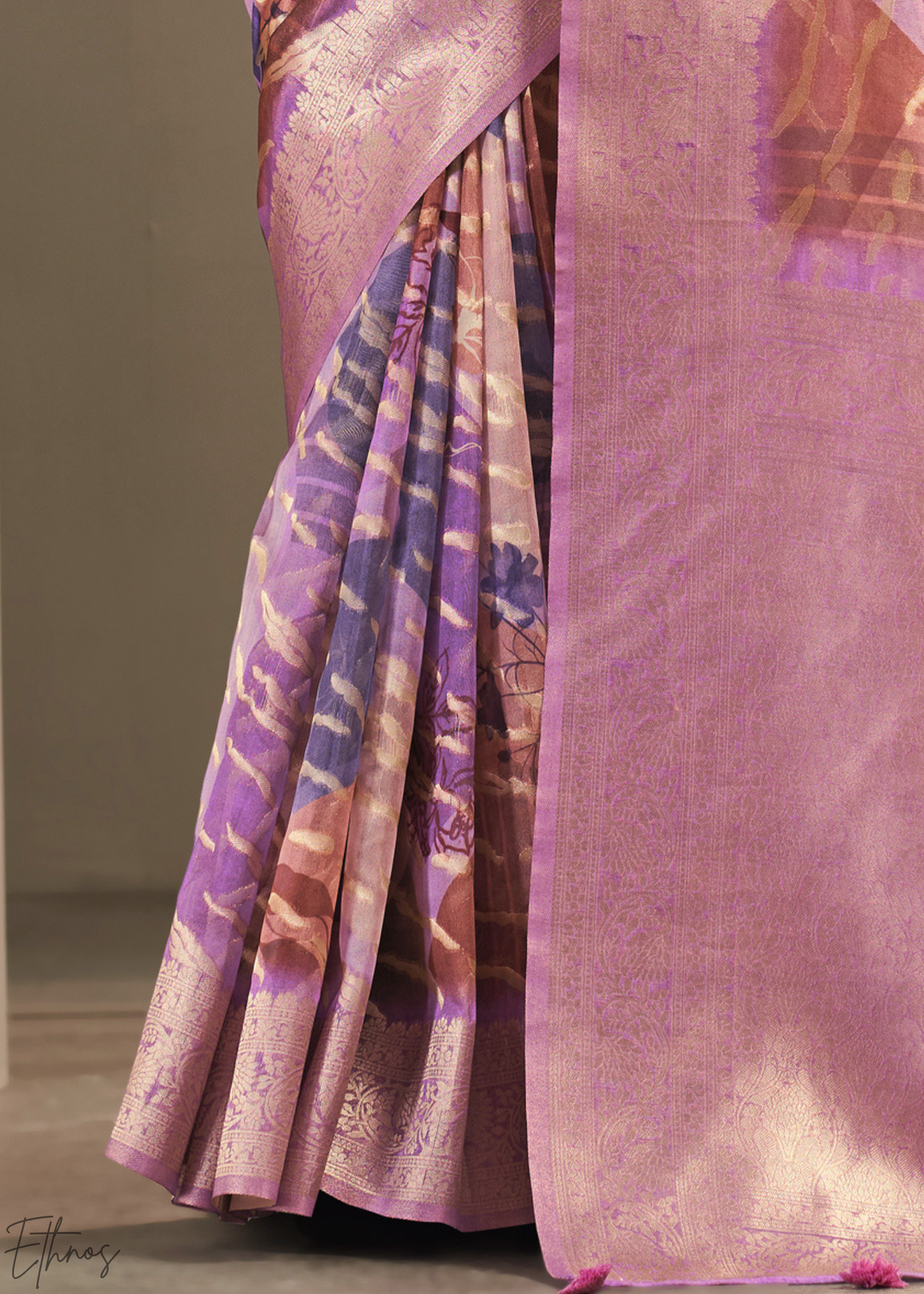Lavender Lilac Abstract Digital Print Metallic Vellora Saree