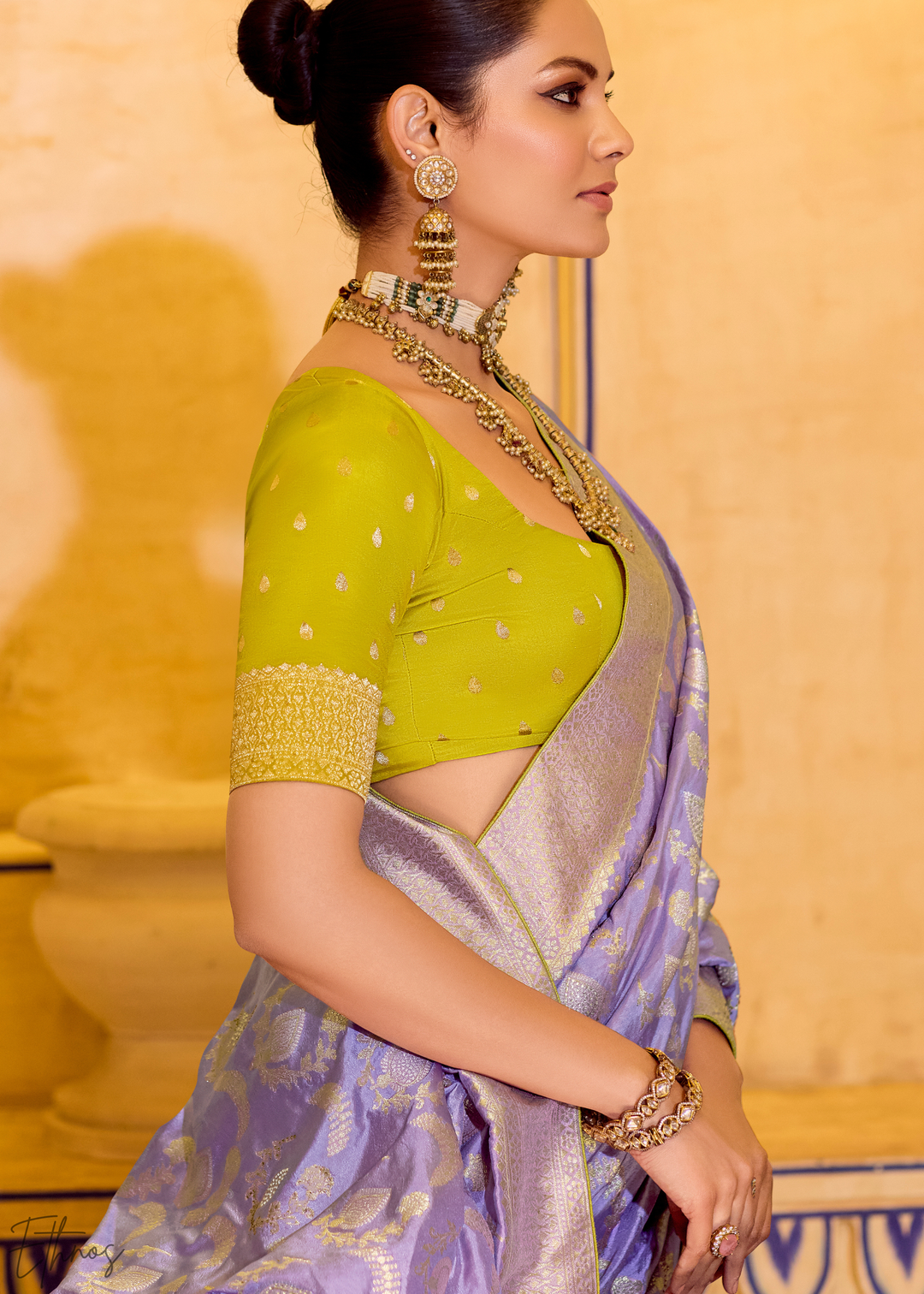 Lilac Purple Zari Crepe Silk Saree