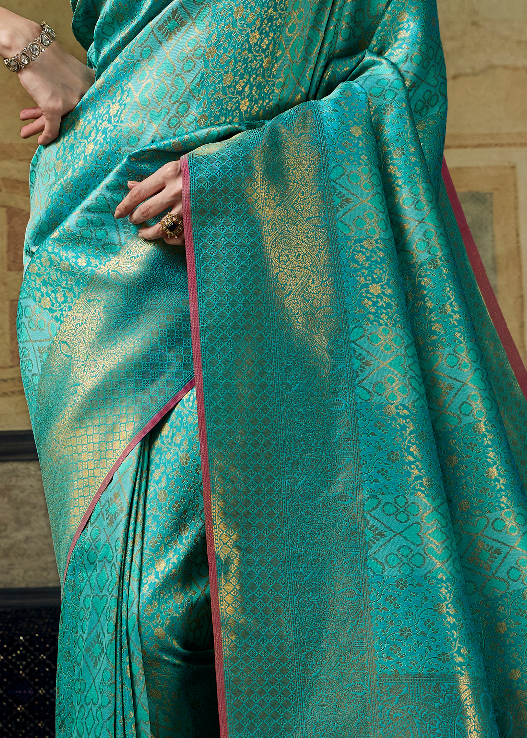 Luminous Aqua Traditional Brocade Handloom Silk Saree