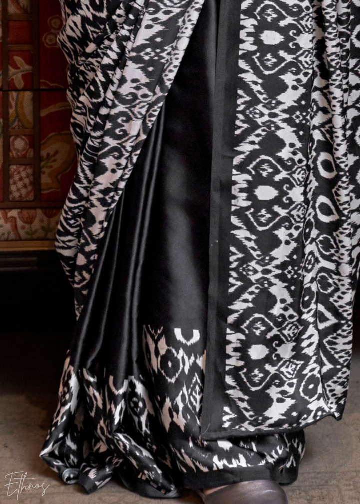 Monochrome Asher Patola Crepe Silk Saree