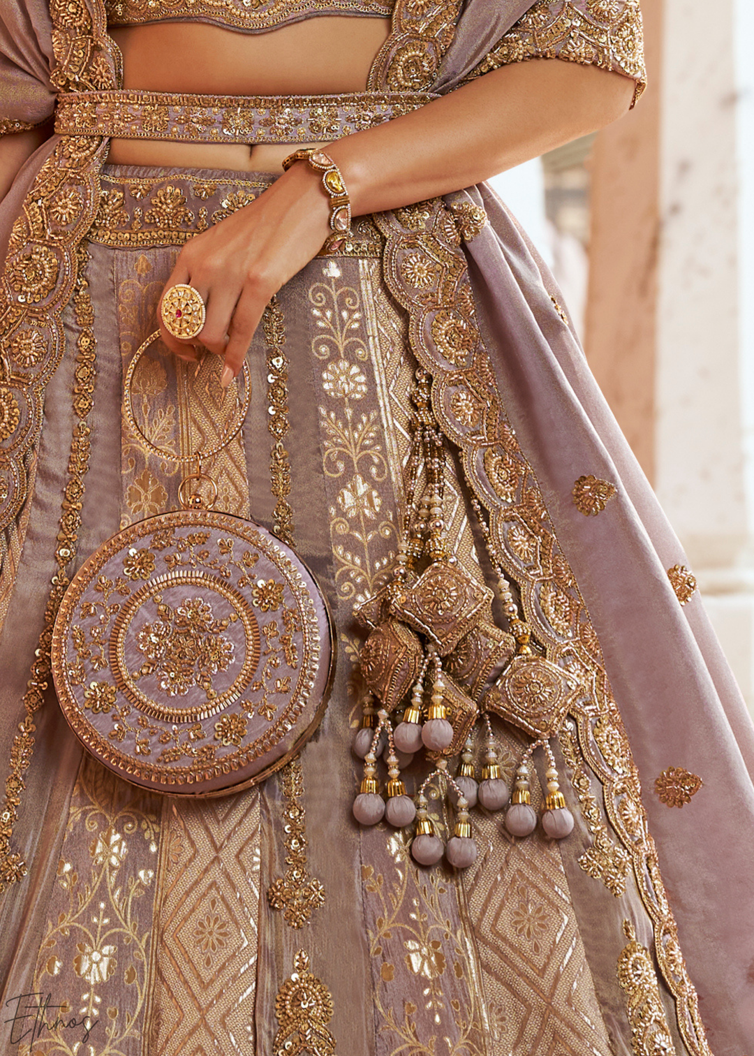 Muted Lilac Paisley Weave Banarasi Silk Lehenga Choli