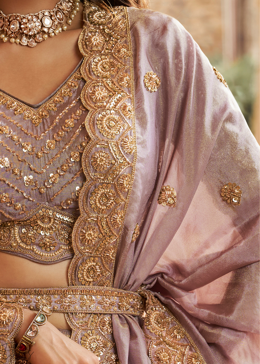 Muted Lilac Paisley Weave Banarasi Silk Lehenga Choli