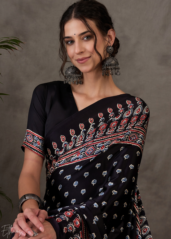 Obsidian Black Artisanal Lattice-Print Semi-Modal Silk Saree