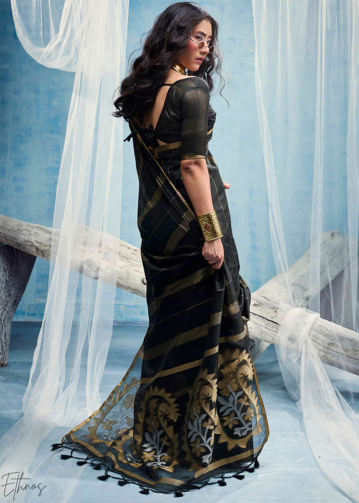 Obsidian Filigree Jamdani Pallu Munga Cotton Saree