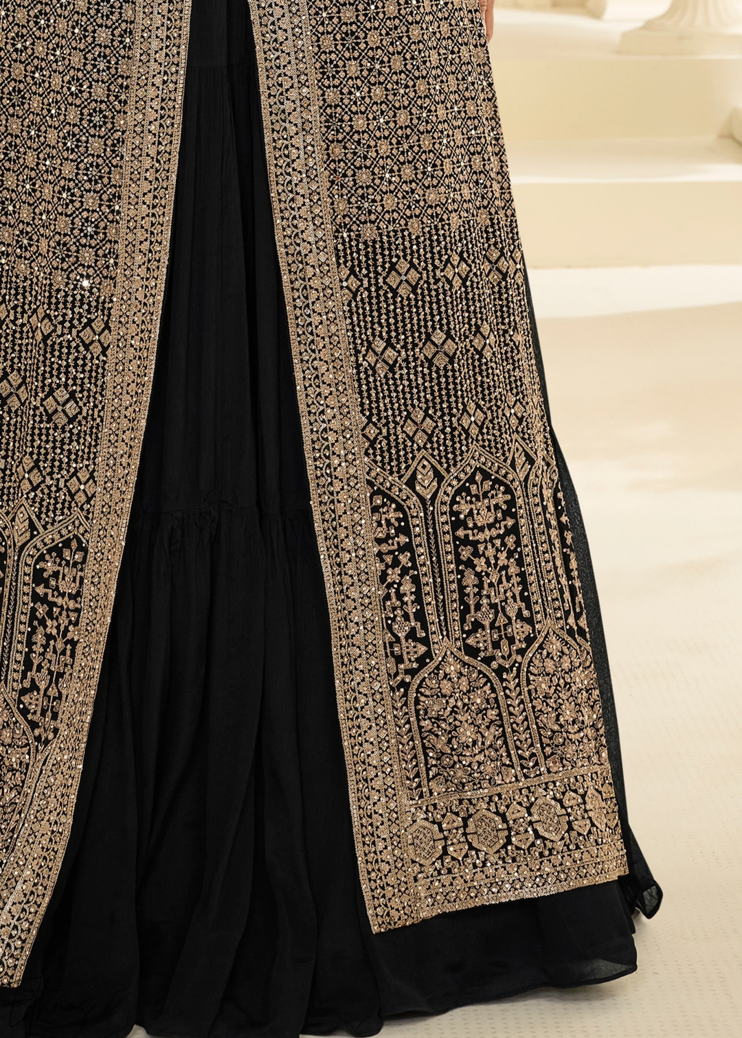 Obsidian Imperial Vine Chinon Silk Jacket Gown Set