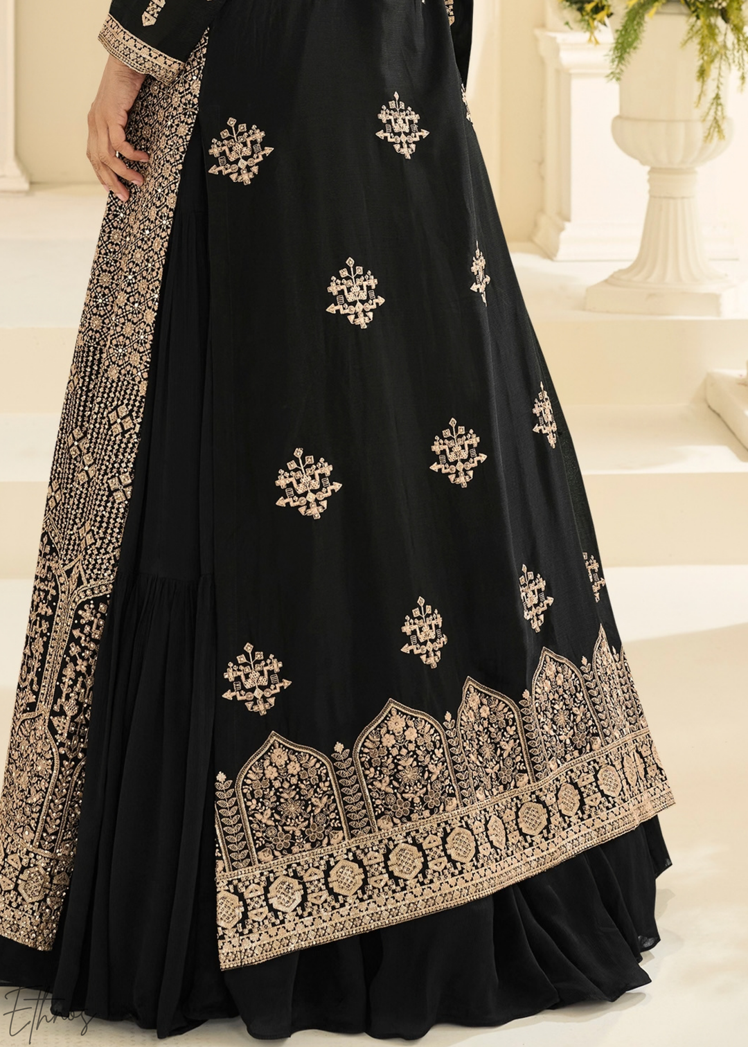 Obsidian Imperial Vine Chinon Silk Jacket Gown Set