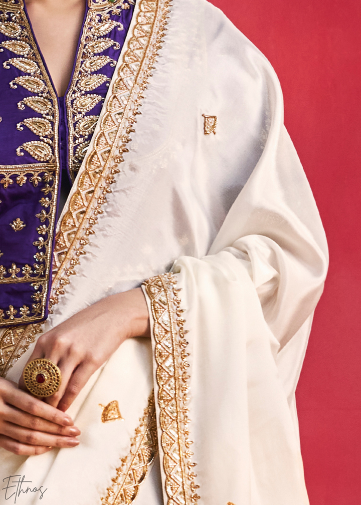 Off White Paisley Trim Border Soft Silk Saree