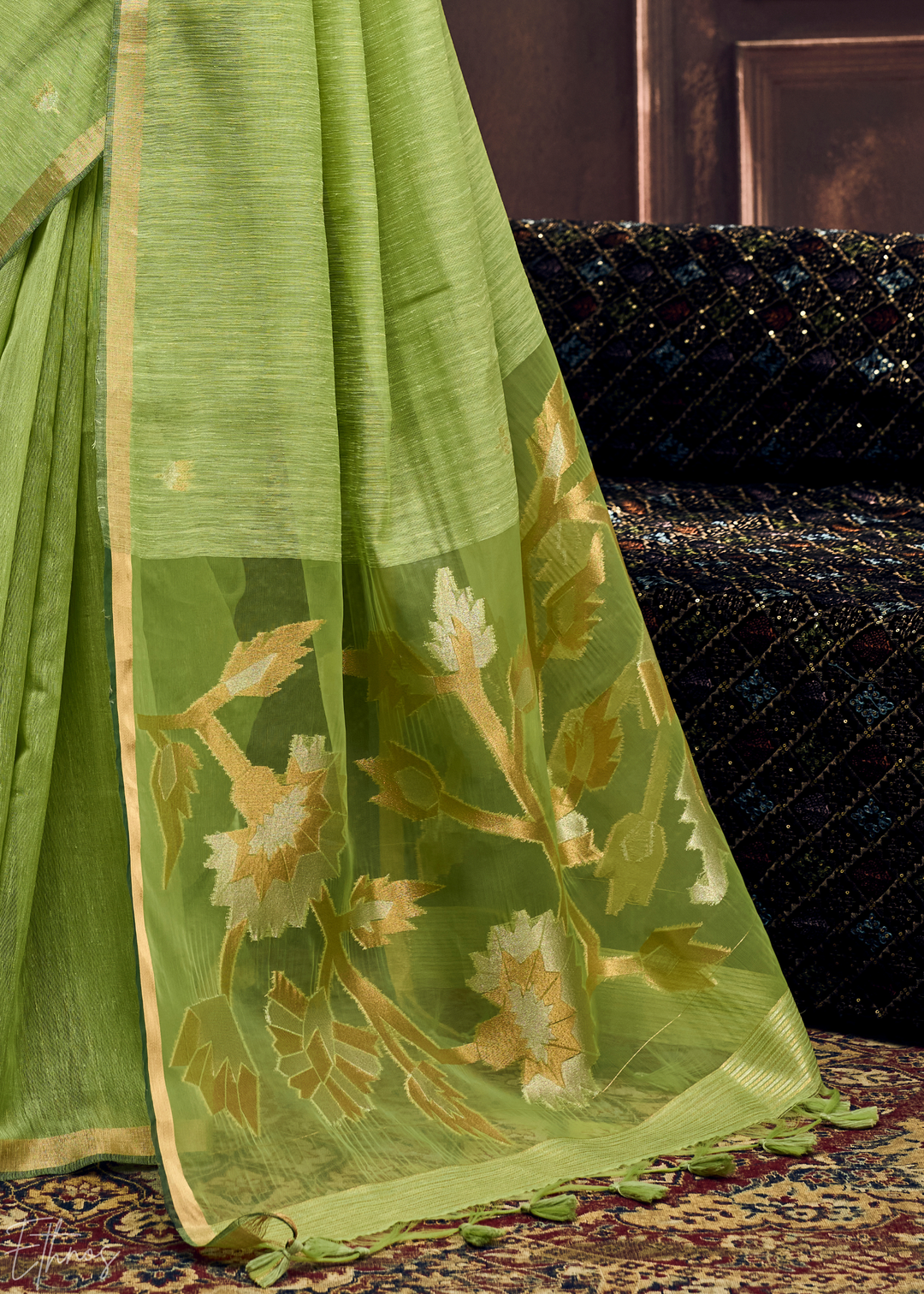 Olive Flora Pallu Munga Silk Saree