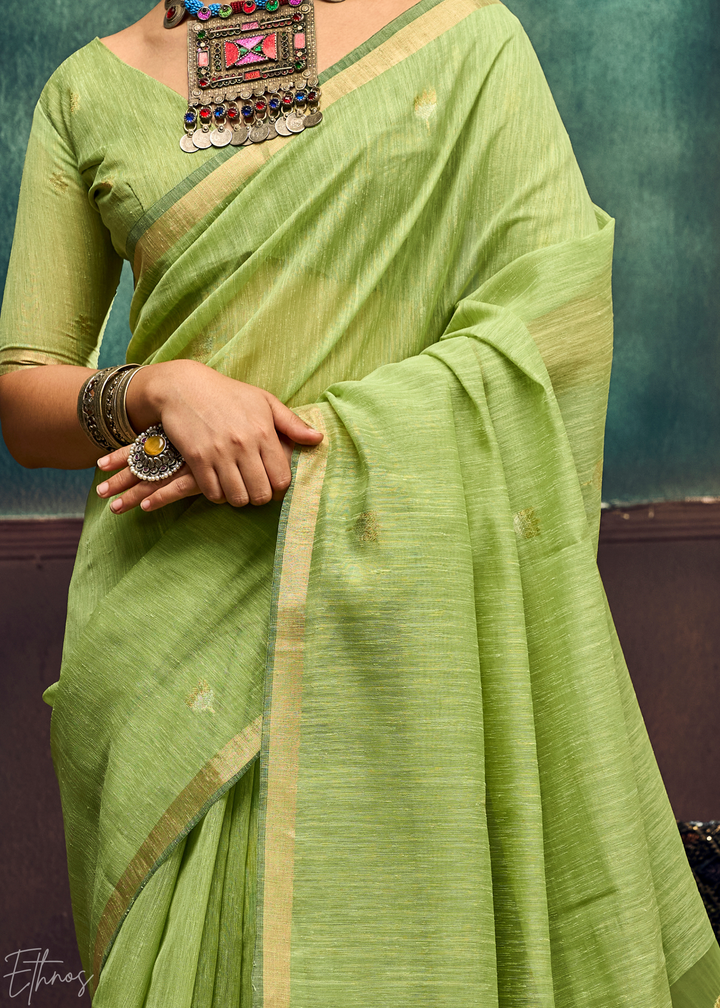 Olive Flora Pallu Munga Silk Saree