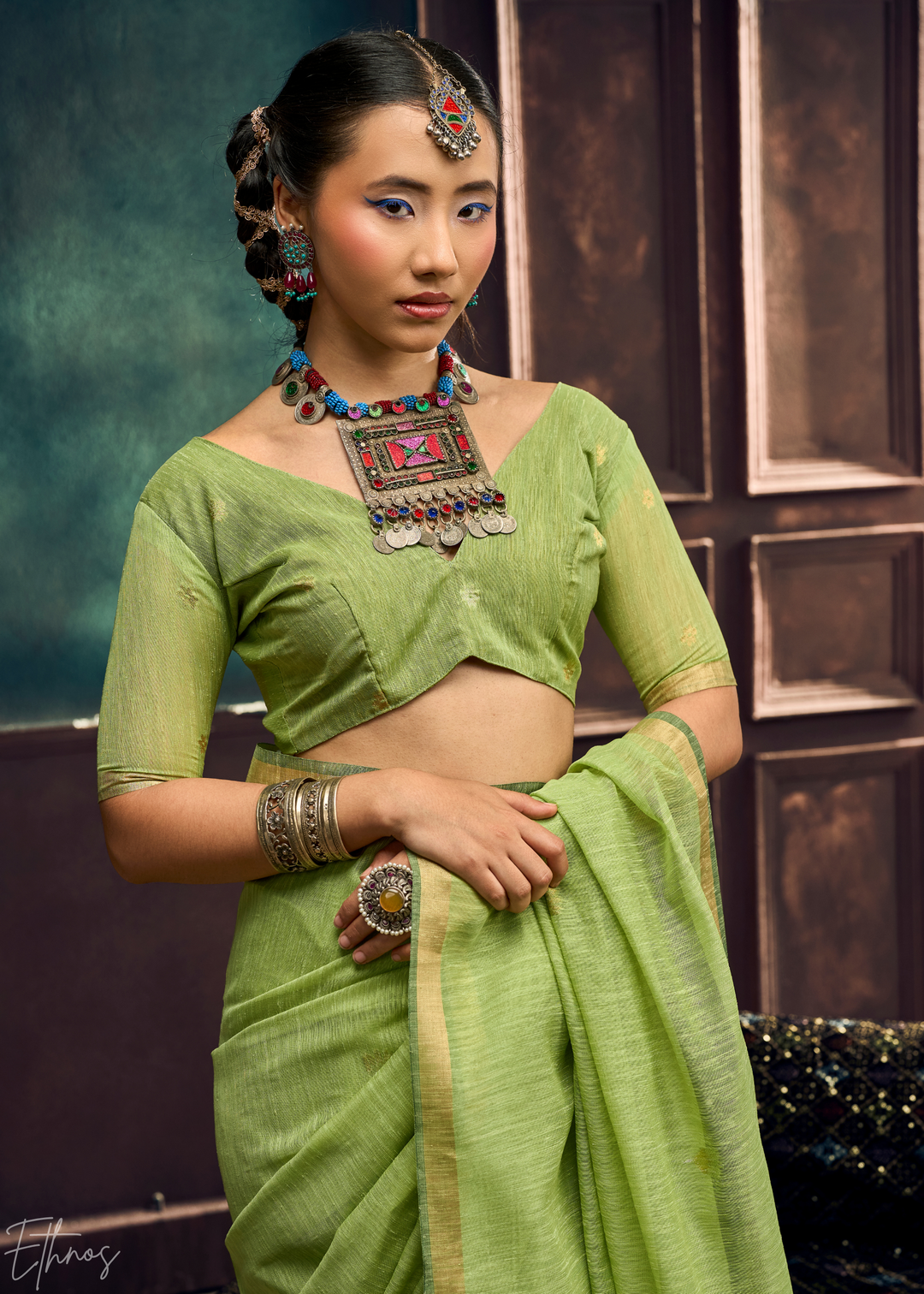 Olive Flora Pallu Munga Silk Saree
