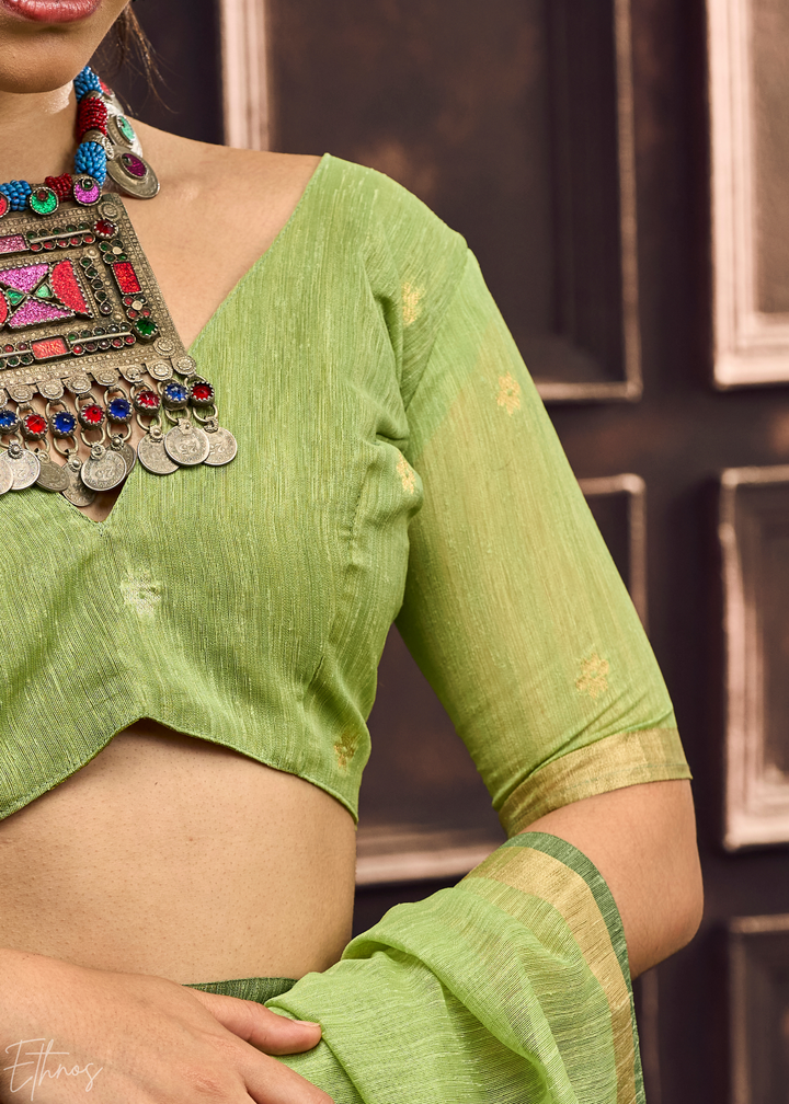 Olive Flora Pallu Munga Silk Saree