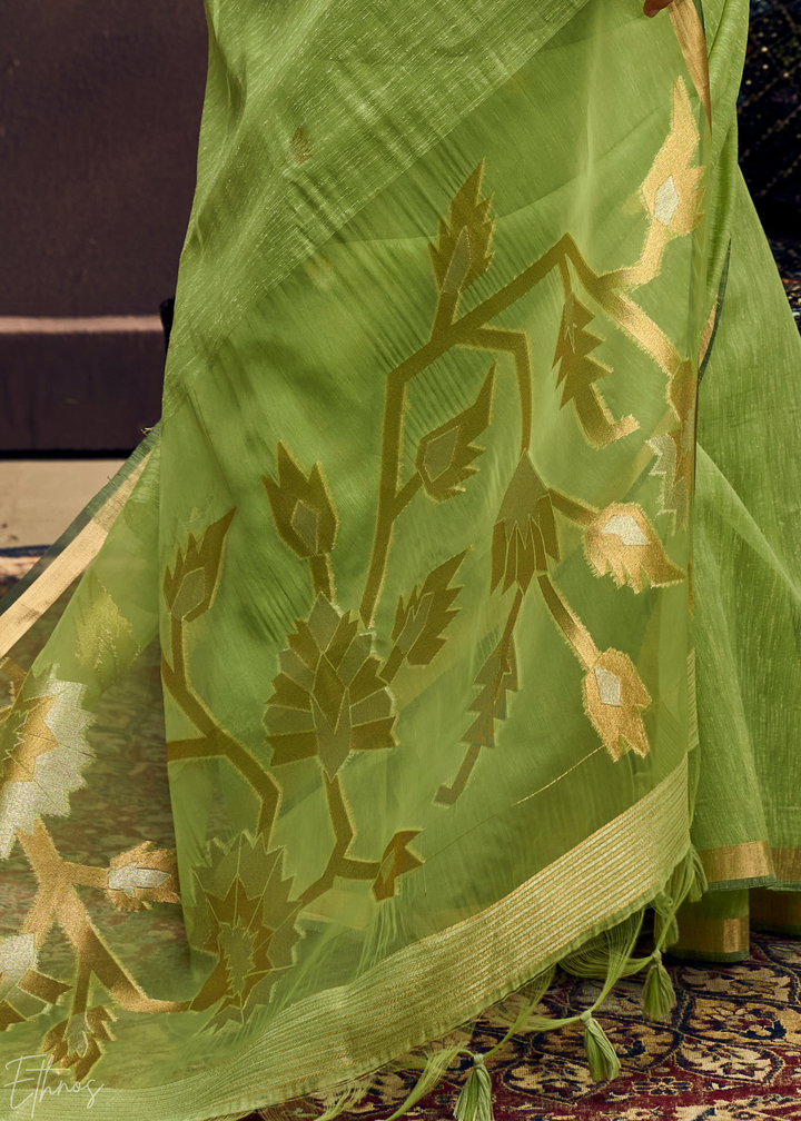 Olive Flora Pallu Munga Silk Saree