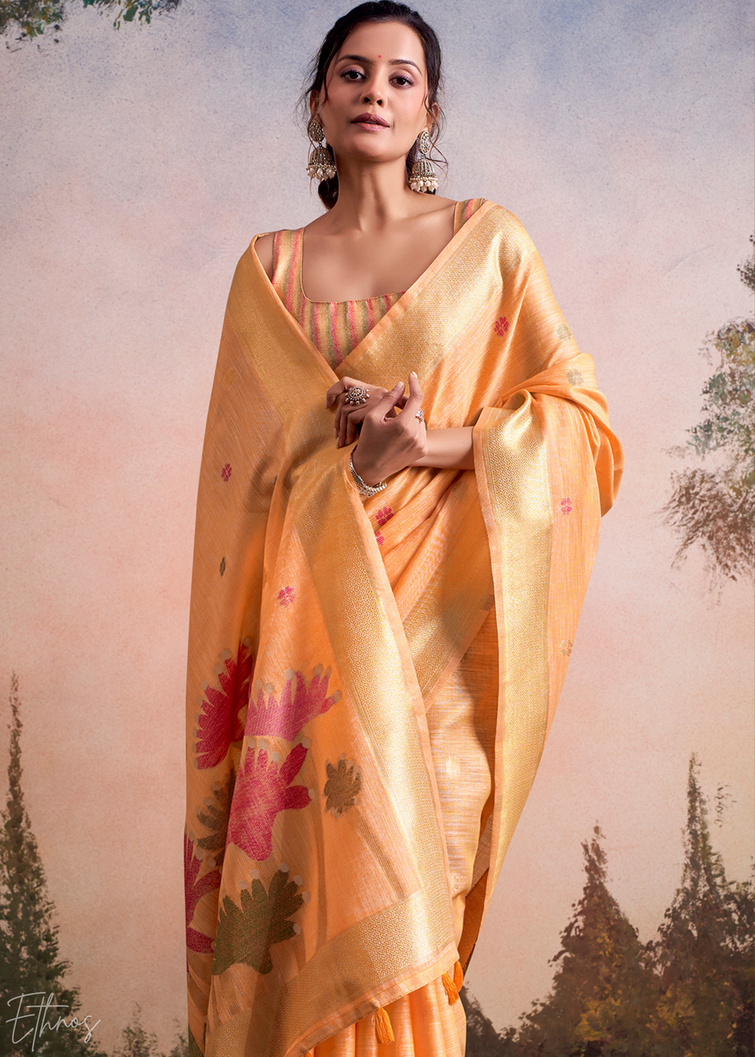 Pastel Orange Lotus Pallu Linen Silk Saree