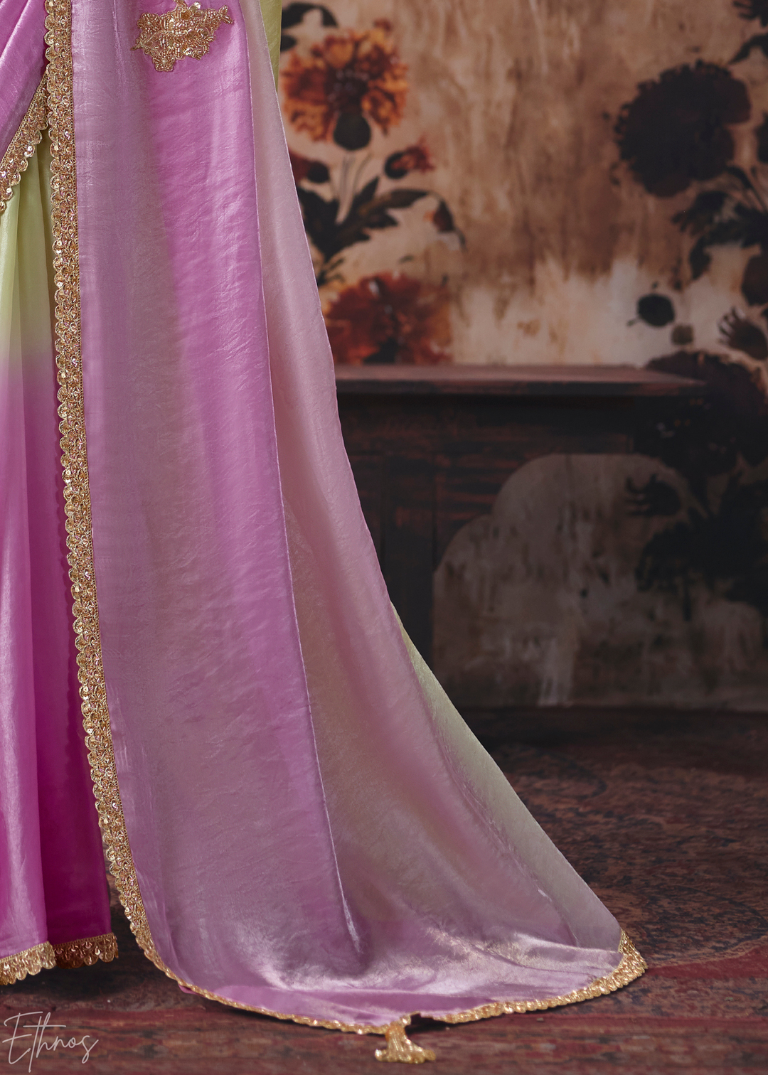 Pastel Purple Dual Shade Gradient Fendy Satin Saree