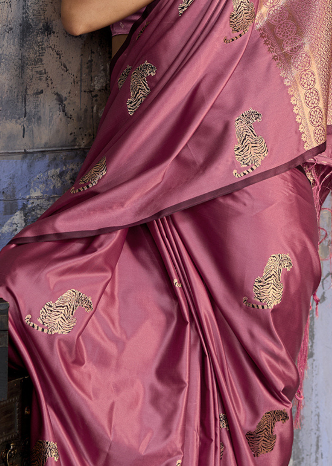 Rose Pink Majestic Feline Banarasi Satin Silk Saree