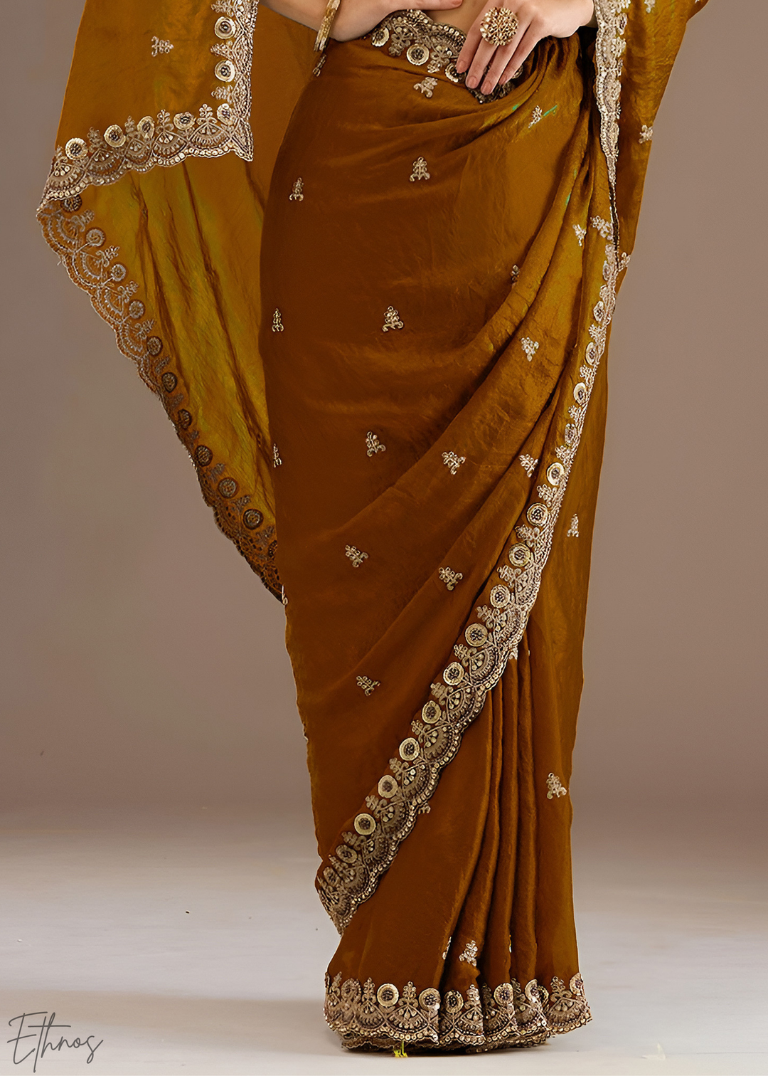 Royal Topaz Stellar Border Tissue Silk Saree