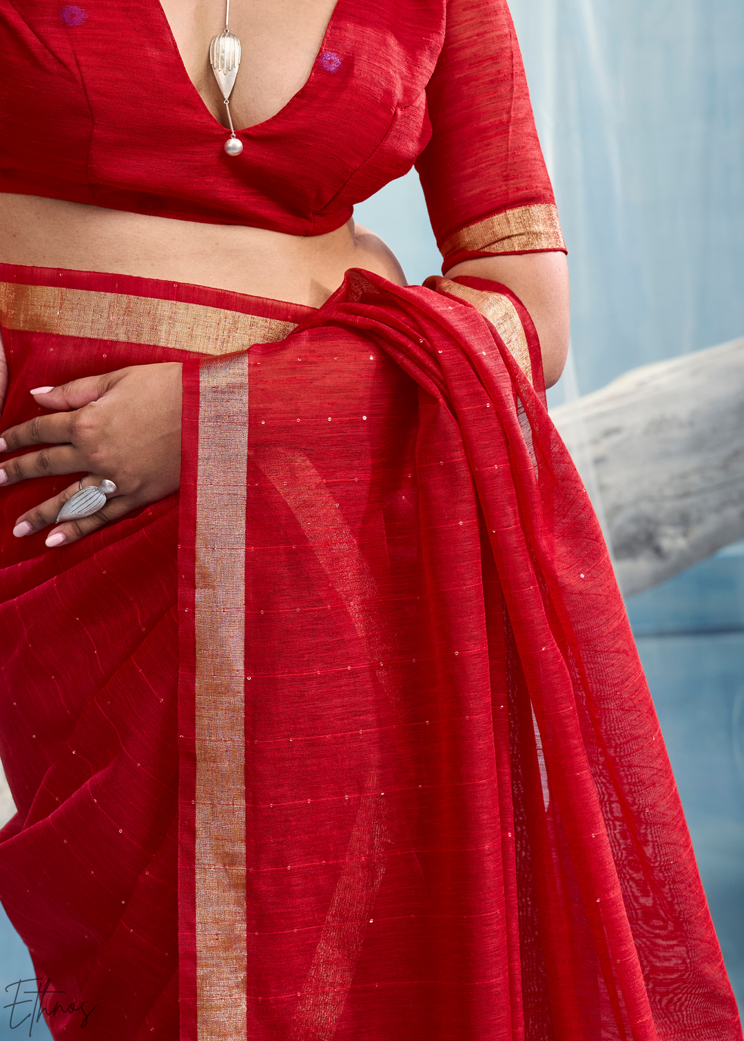 Scarlet Red Jardin Woven Munga Silk Saree