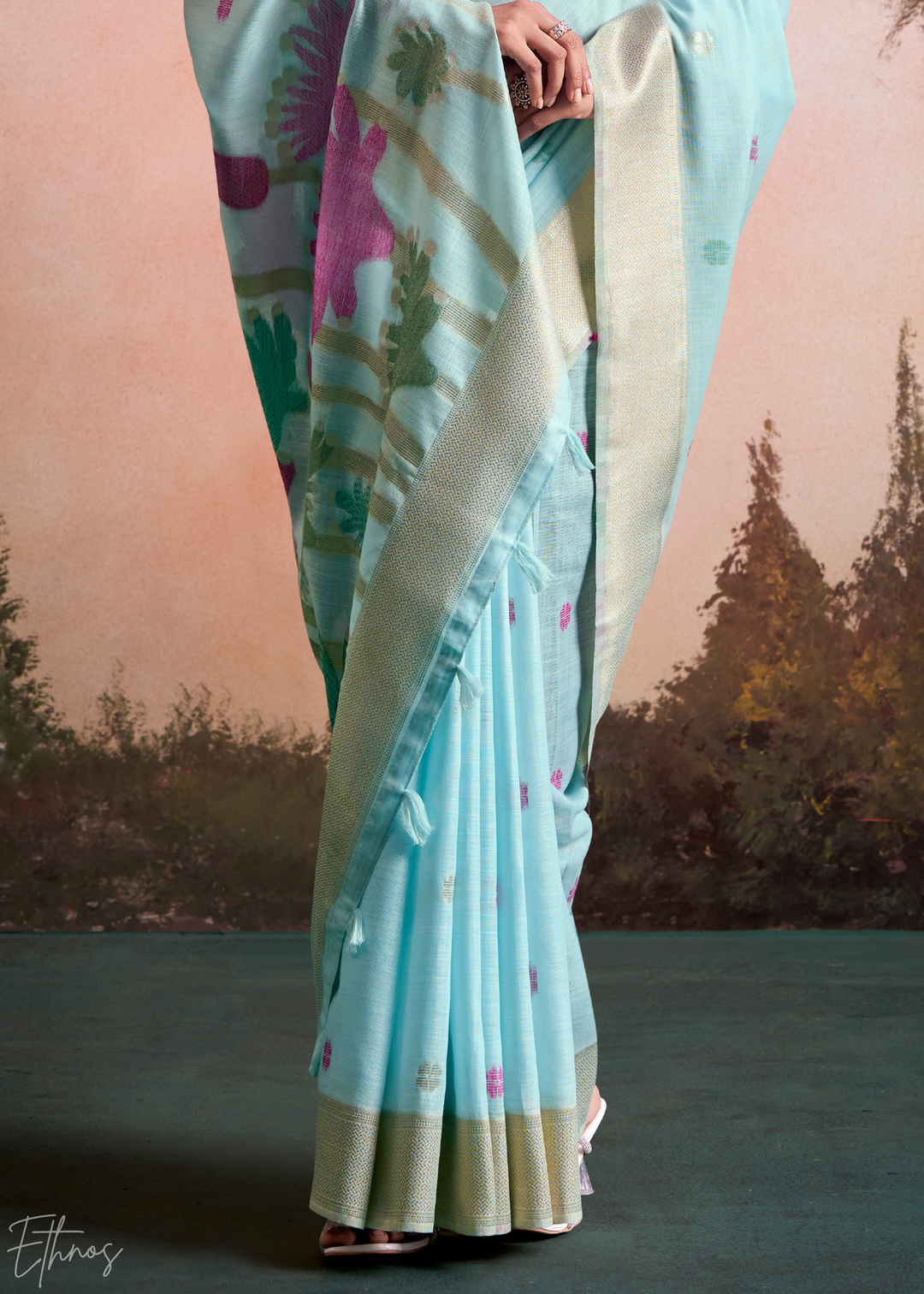 Sky Blue Lotus Pallu Linen Silk Saree
