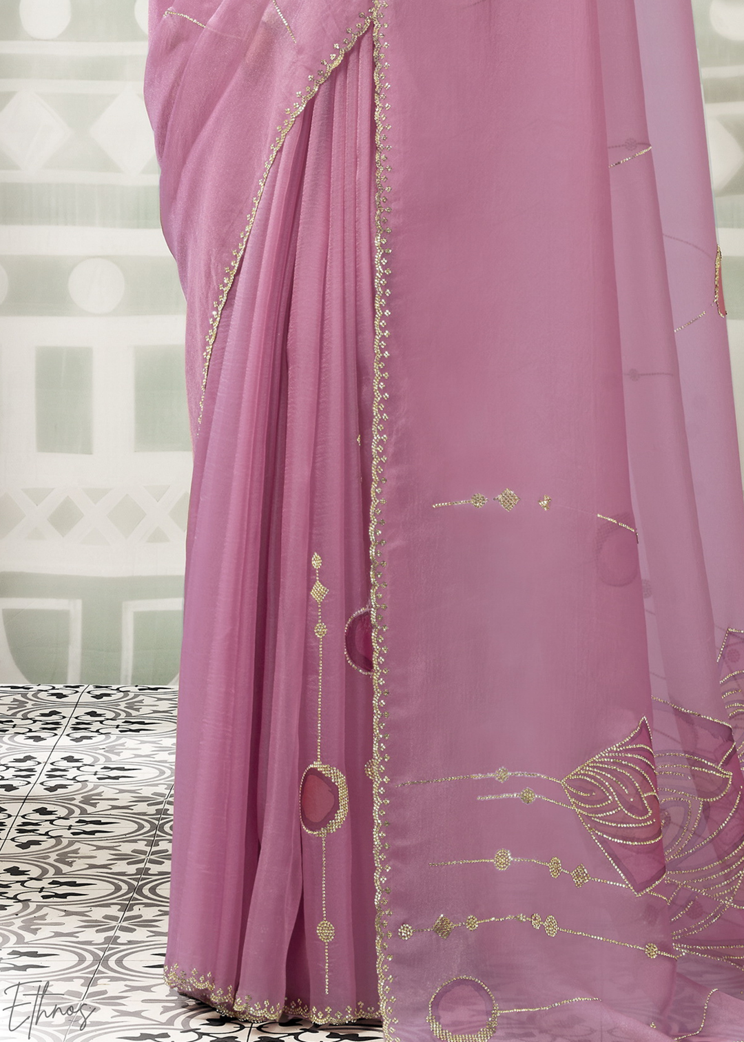 Soft Lavender Scattered Orangza Tissue Silk Saree