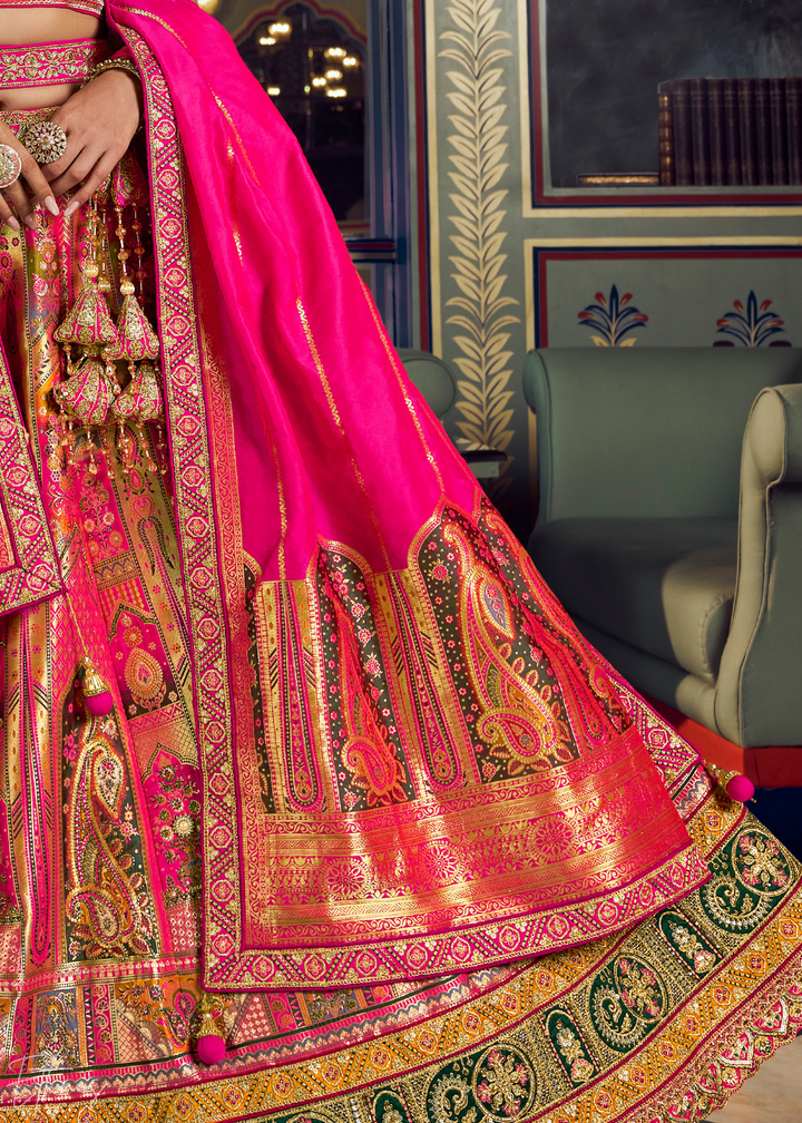 Spinel Geometric Mughal Banarasi Silk Lehenga