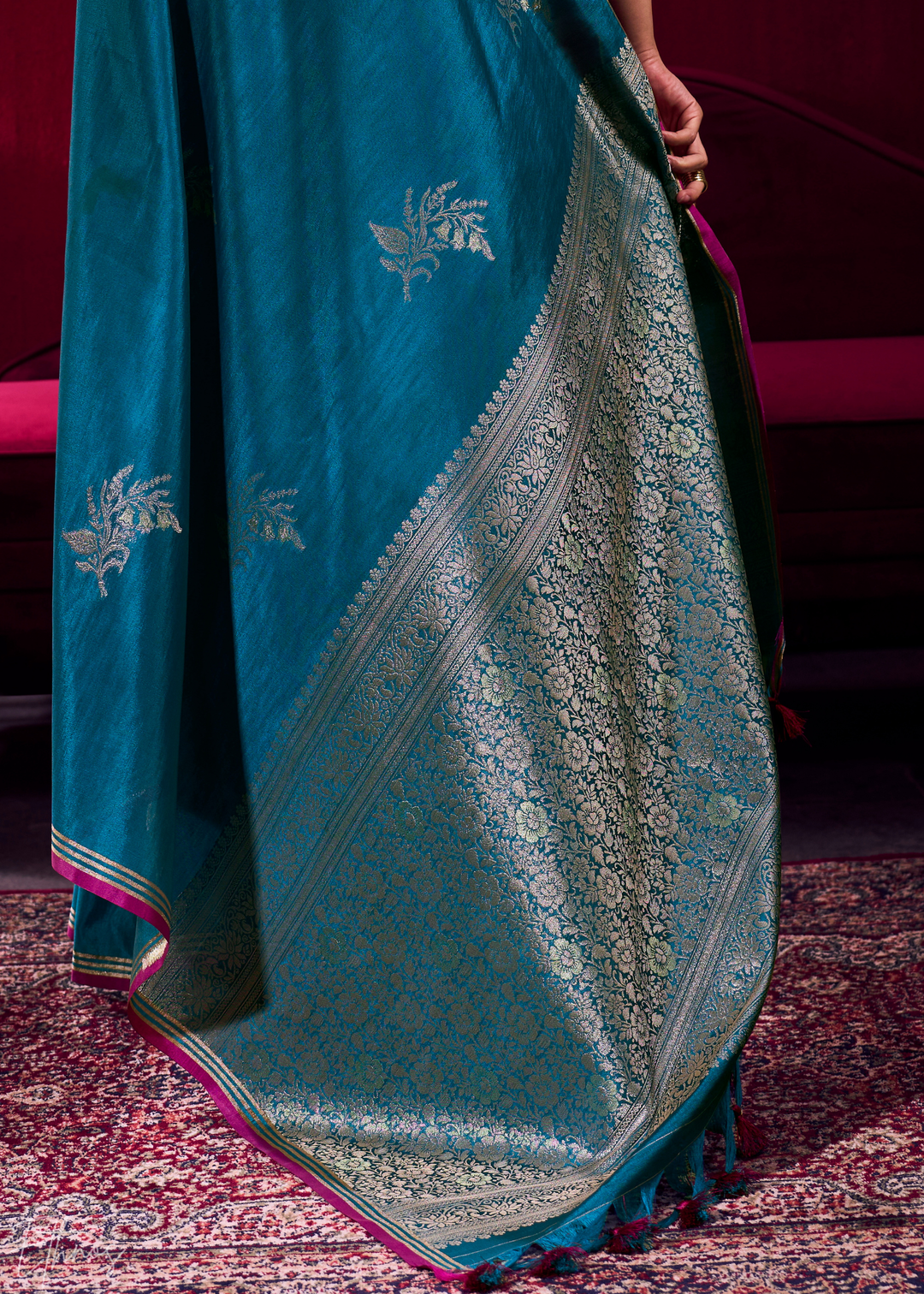 Teal Lotus Zari Satin Linen Silk Saree