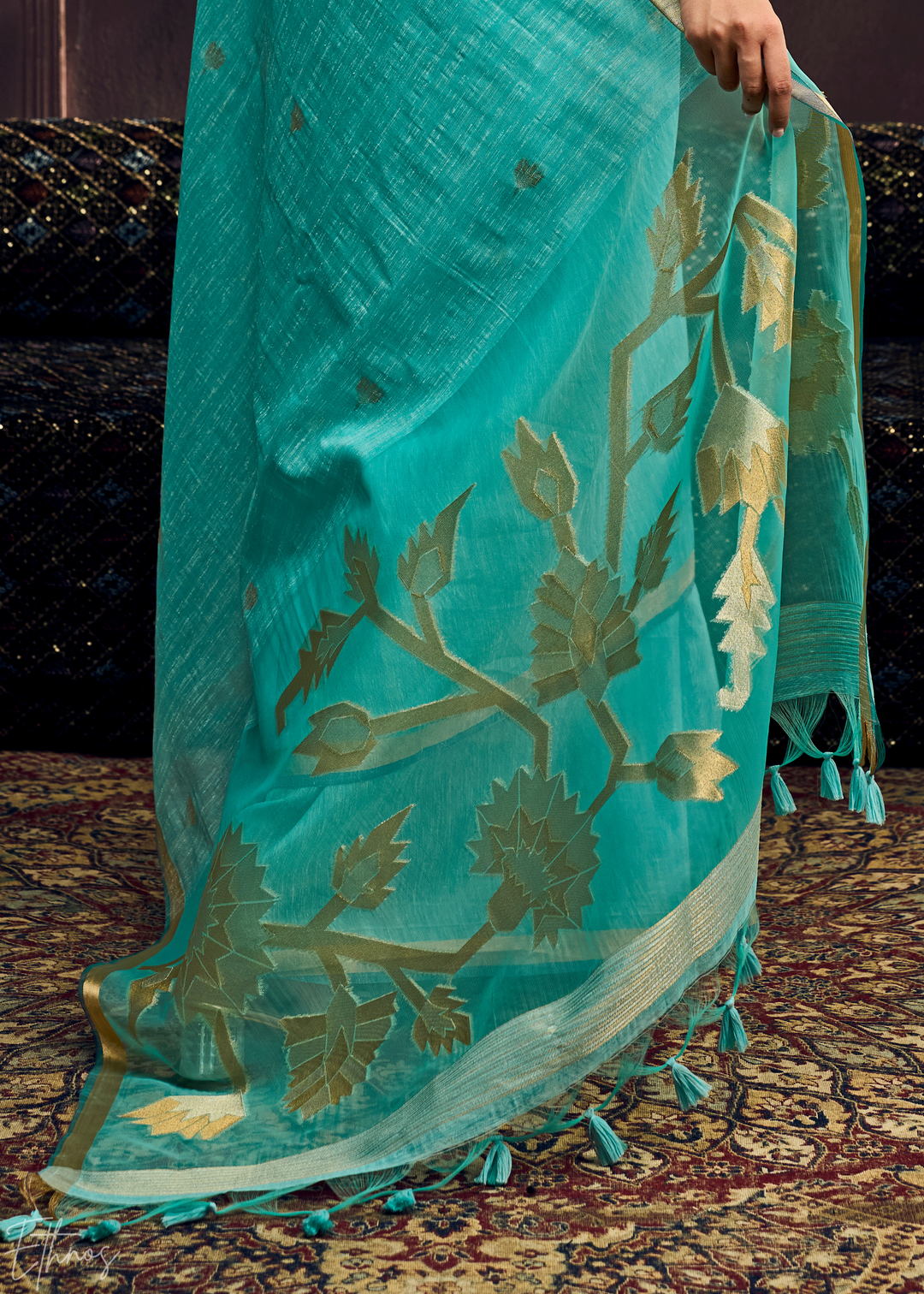 Turquoise Flora Pallu Munga Silk Saree