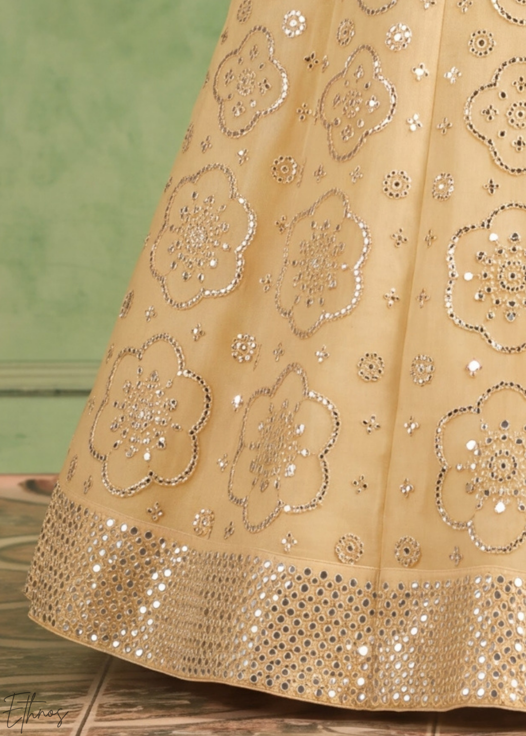 Vanilla Yellow Quatrefoil Floral Mirror Embellished Organza Lehenga Choli