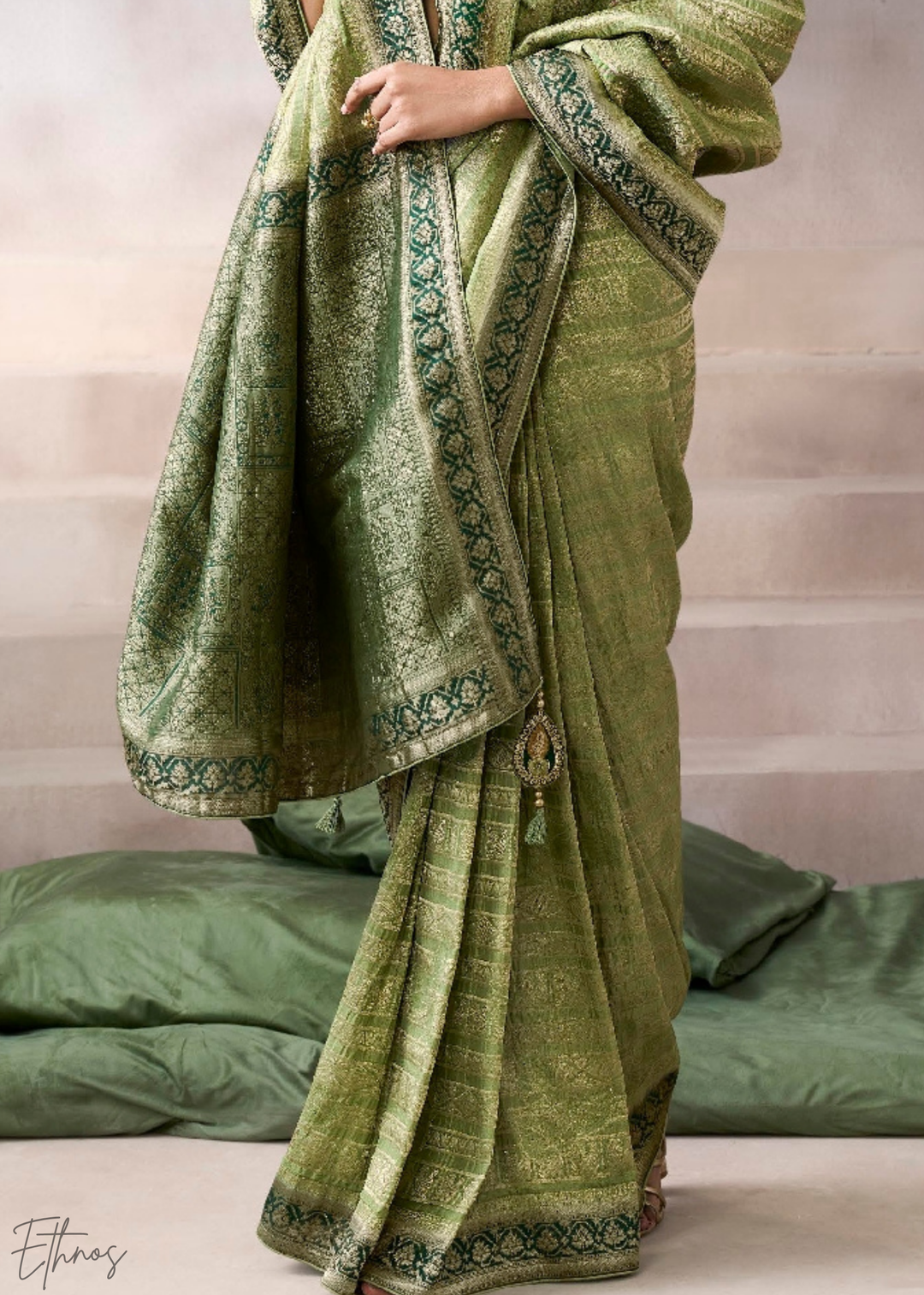 Verdant Floral Brocade Crepe Silk Saree