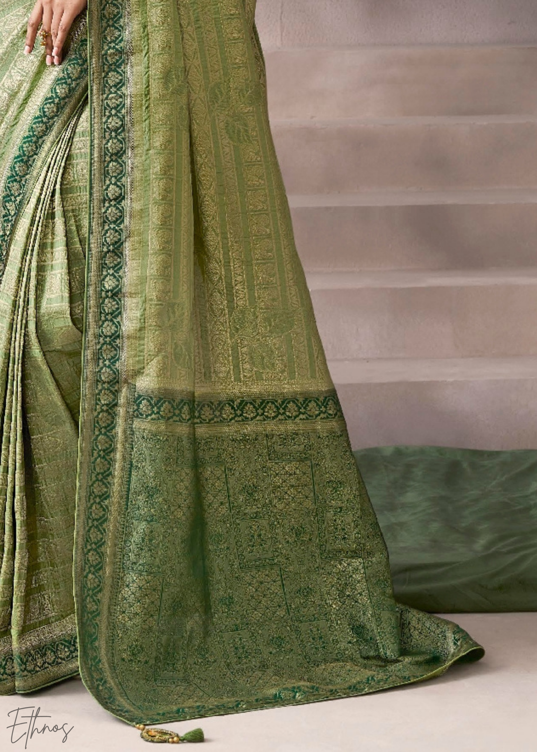 Verdant Floral Brocade Crepe Silk Saree
