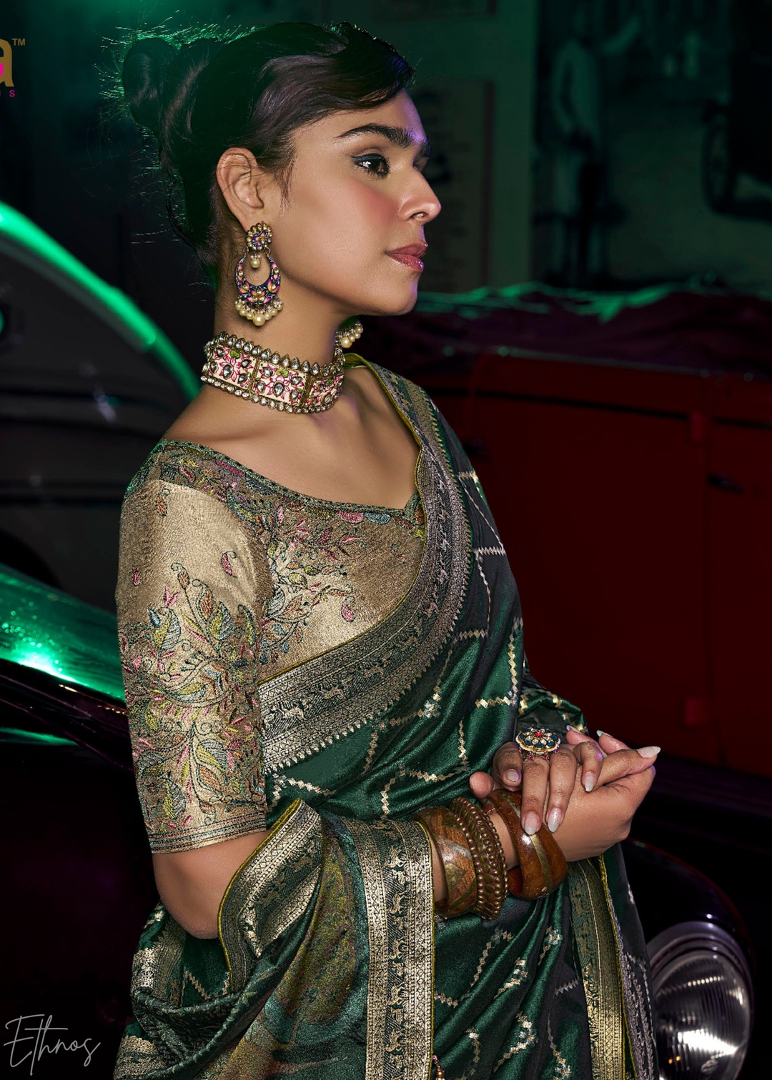 Emerald Green Zigzag Wave Silk Saree