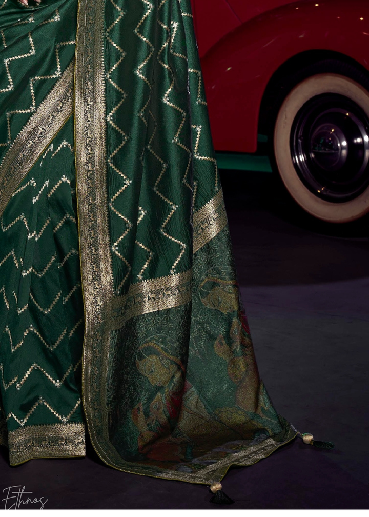 Emerald Green Zigzag Wave Silk Saree