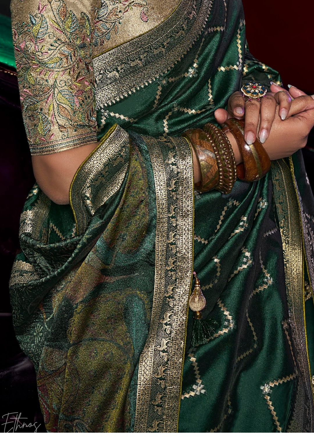 Emerald Green Zigzag Wave Silk Saree