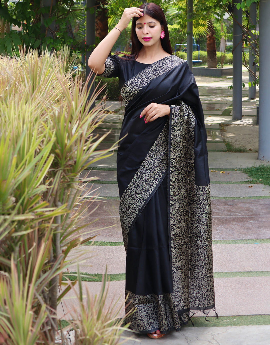 Onyx Black Handloom Raw Silk Saree